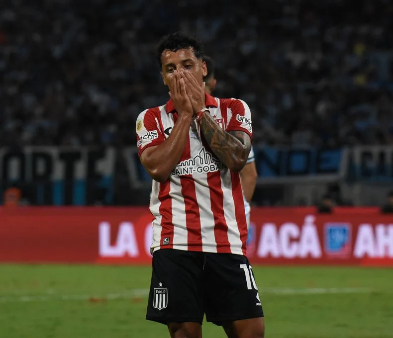 Tiago Palacios h&eacute;roe de Estudiantes, podr&iacute;a perderse la final del Trofeo de Campeones