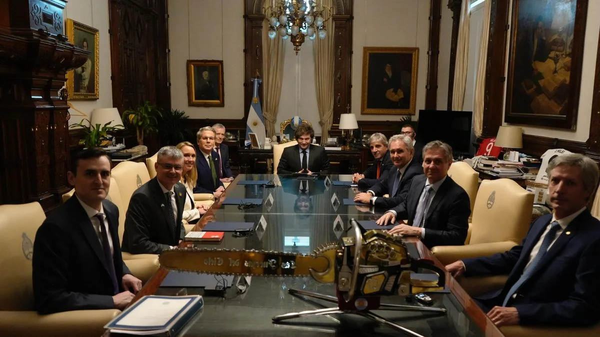 Milei habló junto al Secretario del Tesoro de Estados Unidos