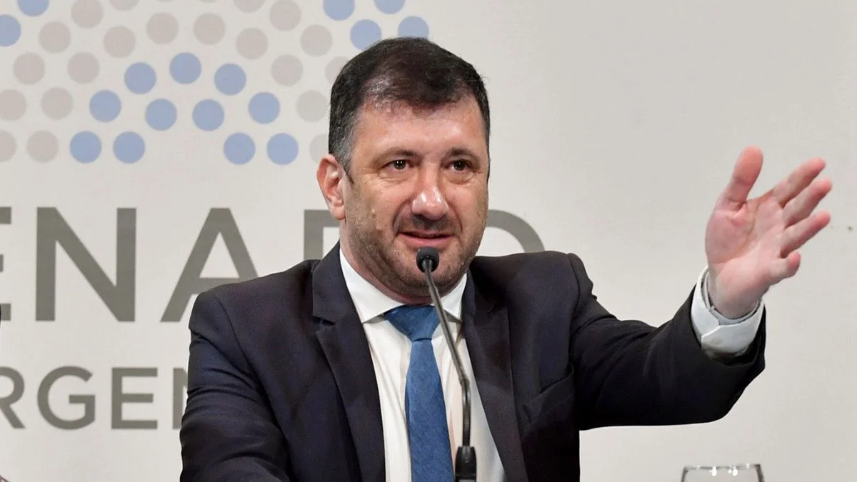 Investigan a la novia de Edgardo Kueider por un intento de compra sospechosa
