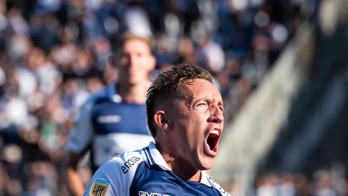 Gimnasia confirmó la lesión de Pablo De Blasis: ¿cuándo vuelve?