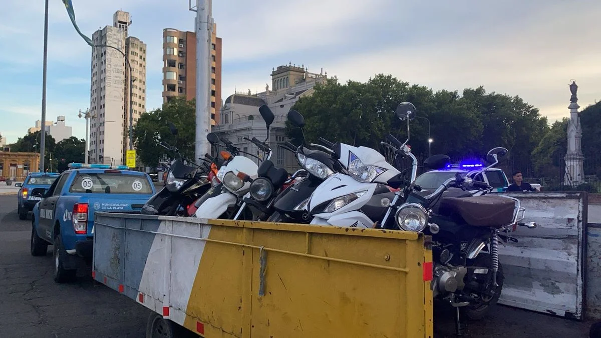 Operativos de control en La Plata: secuestraron 33 motos