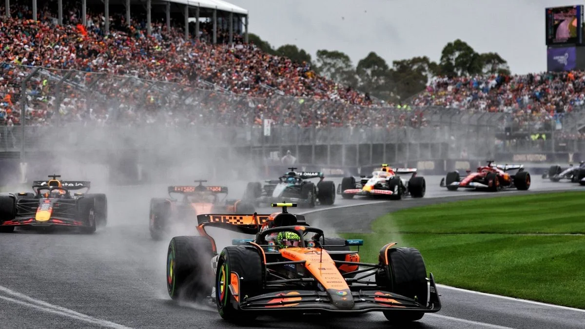 Norris brilló bajo la lluvia en el inicio de la Fórmula 1 en Australia