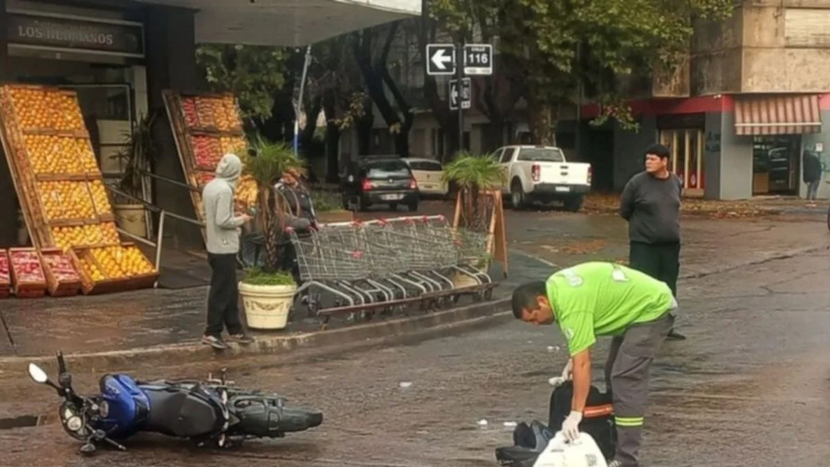 Chocó a un motociclista y se dio a la fuga en El Mondongo