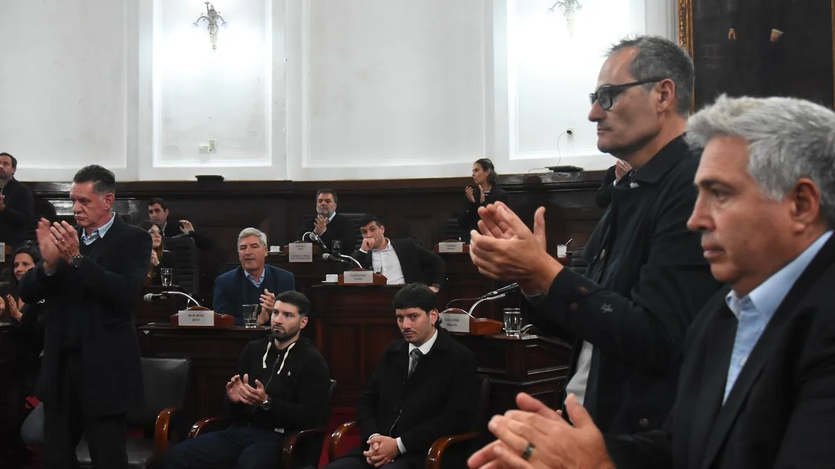 El Concejo Deliberante de La Plata homenajeó a Oscar Vaudagna