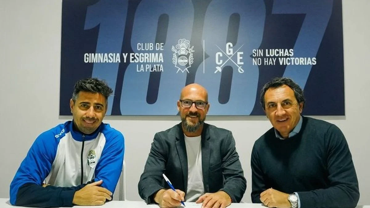 Es oficial: Gimnasia presentó a Alejandro Orfila como su nuevo entrenador