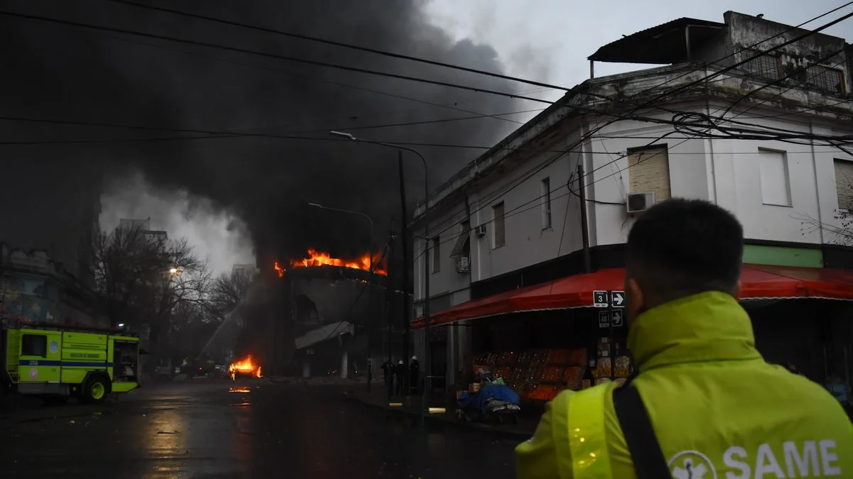 La Comuna brindó detalles sobre el incendio en el depósito de electrodomésticos