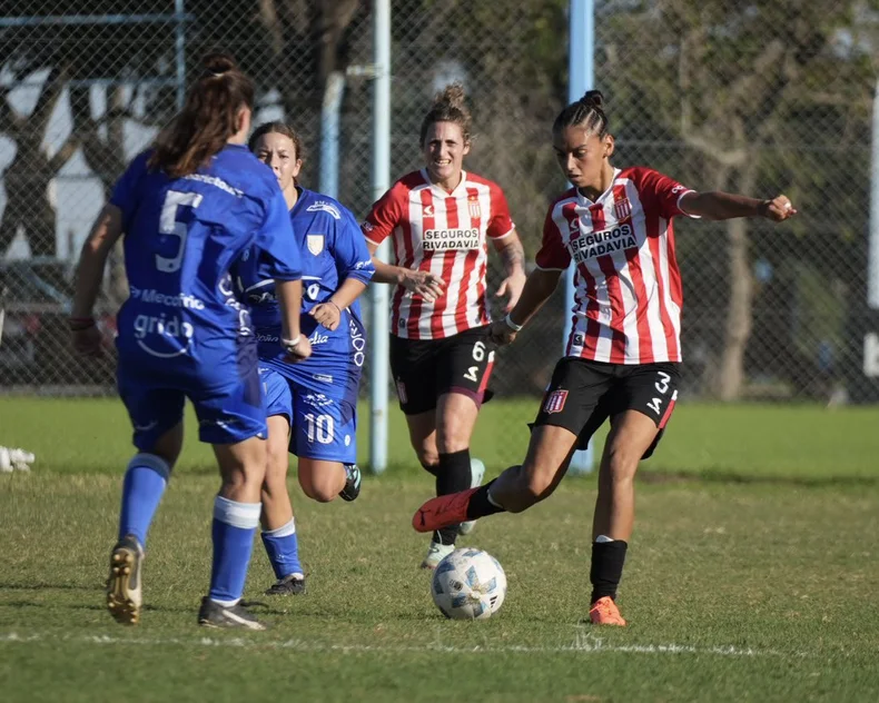 Estudiantes jugando en Rafaela