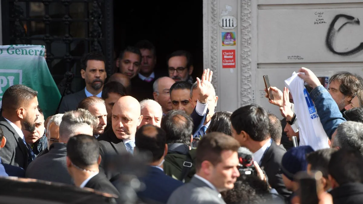 "Miseria planificada y terrorismo de Estado": CFK recibió a Lula en el departamento donde cumple domiciliaria