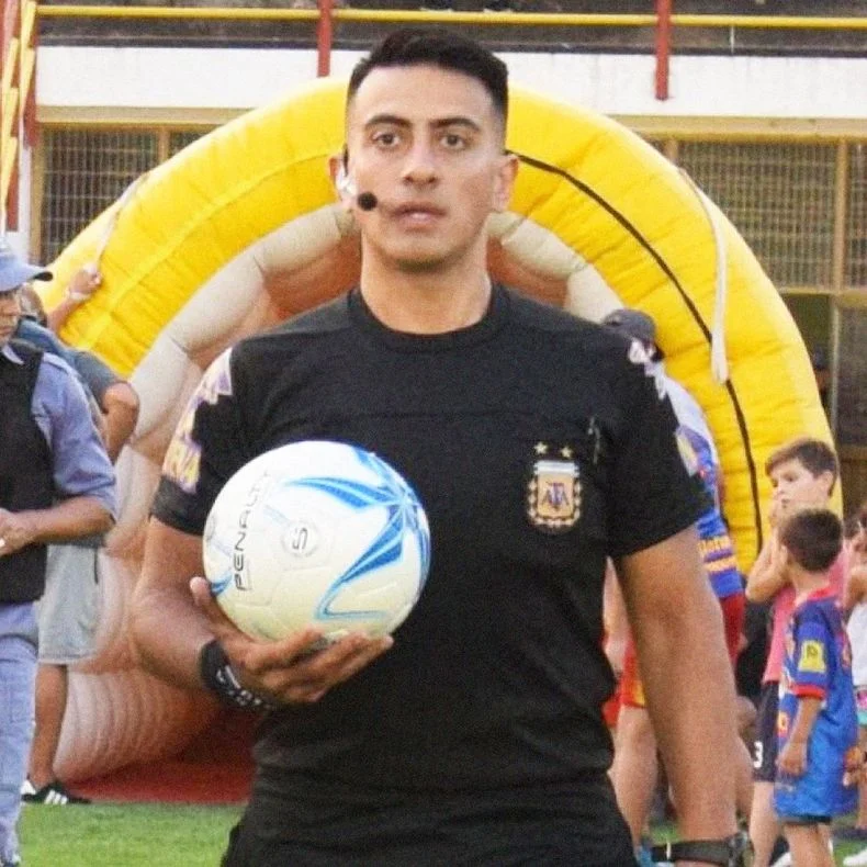 El &aacute;rbitro que expuls&oacute; a Guido Carrillo dirigir&aacute; a a Estudiantes en el debut por Copa Argentina