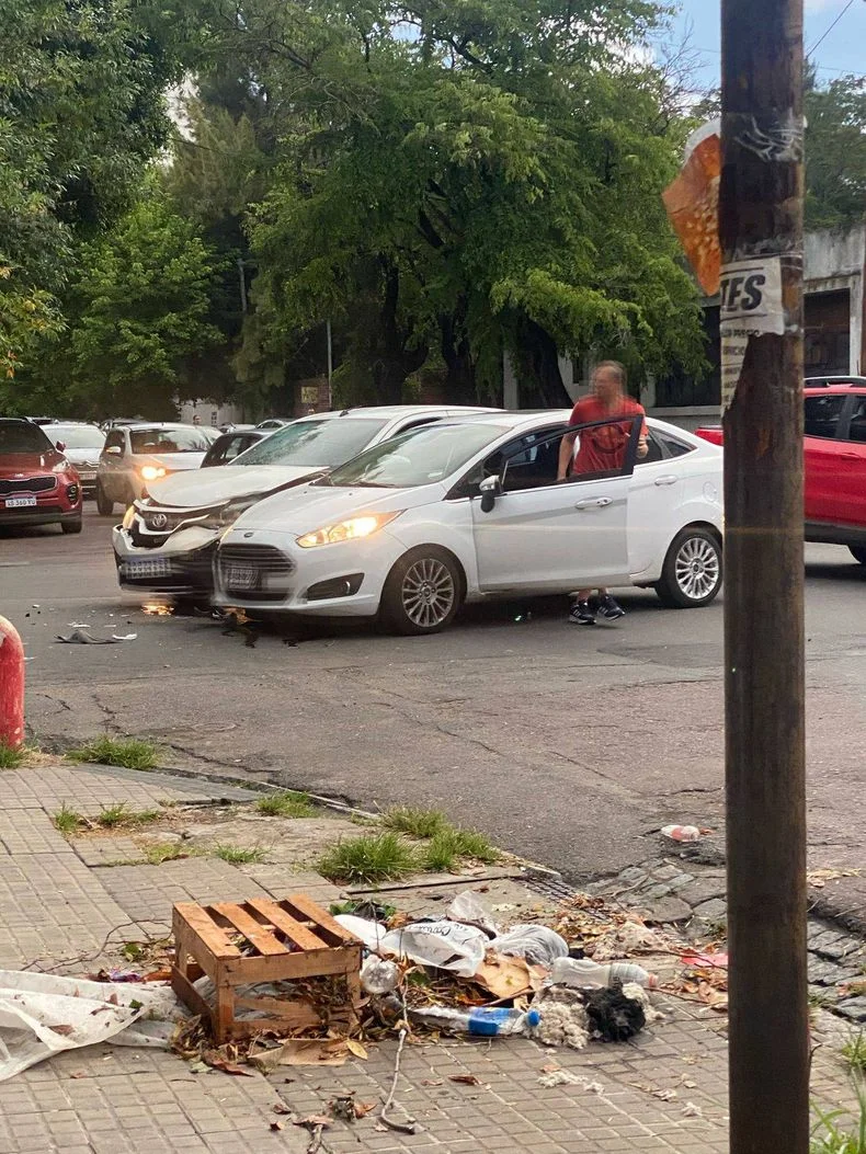 Otro accidente, a pocas cuadras de Plaza Italia, gener&oacute; conmoci&oacute;n en La Plata
