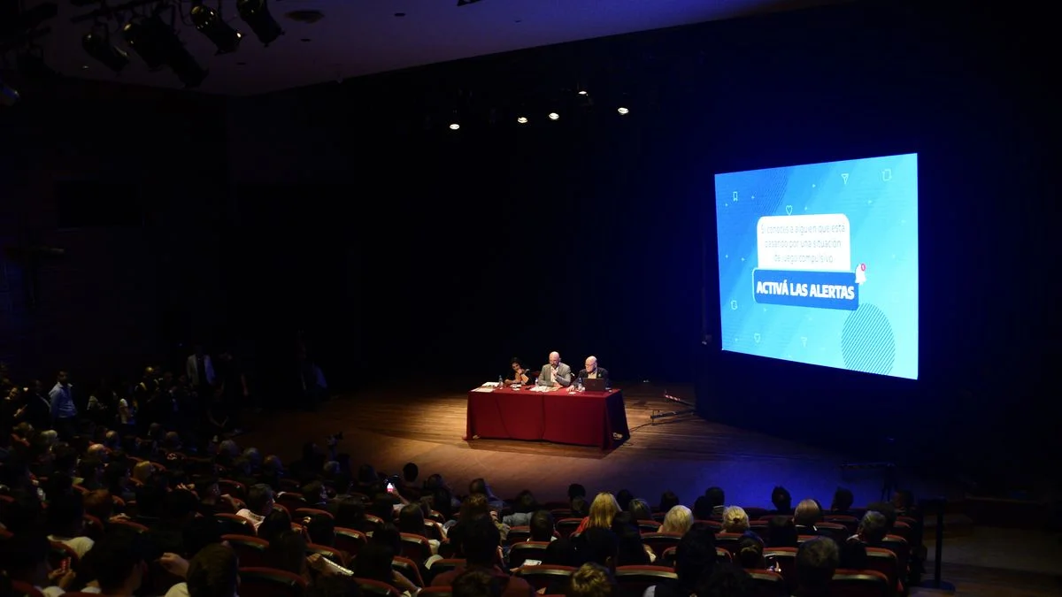 Gonzalo Atanasof: "Es un espacio pensado para trabajar los riesgos digitales en adolescentes"