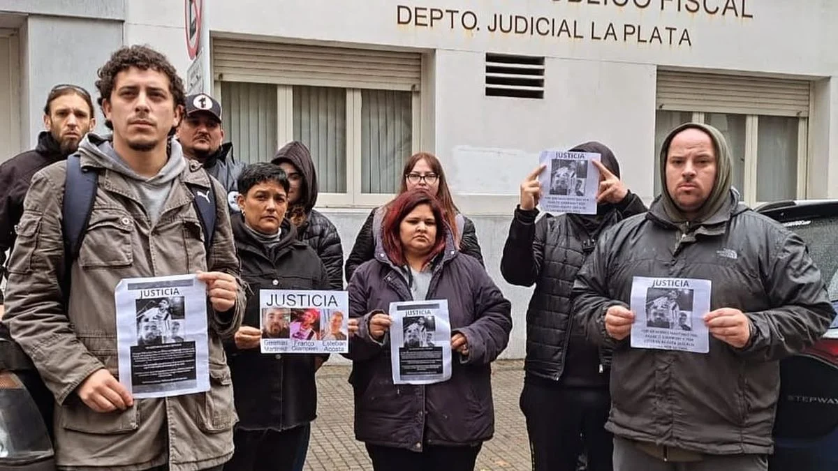 Familiares de los músicos embestidos en La Plata se manifestaron para pedir justicia