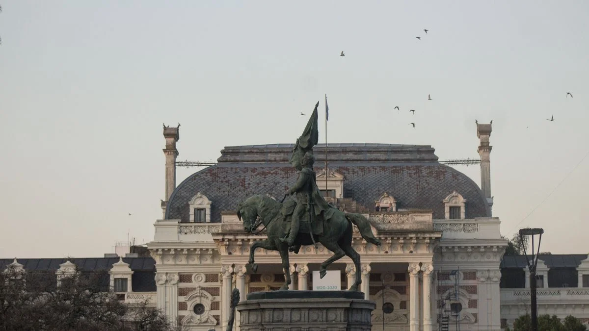 Con mejoras en el tiempo, La Plata se prepara para un feriado caluroso