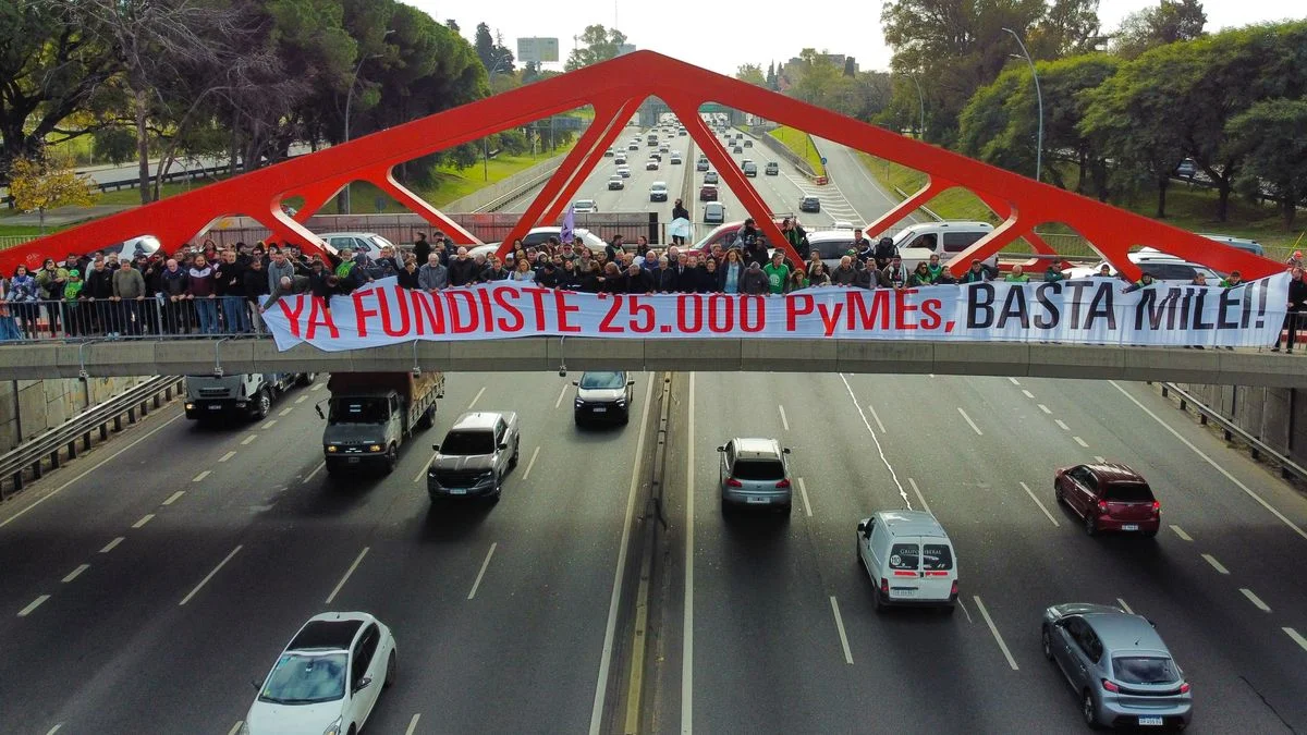 Gabriel Katopodis: "Milei solo trabaja para los ricos y destruye a la industria nacional"