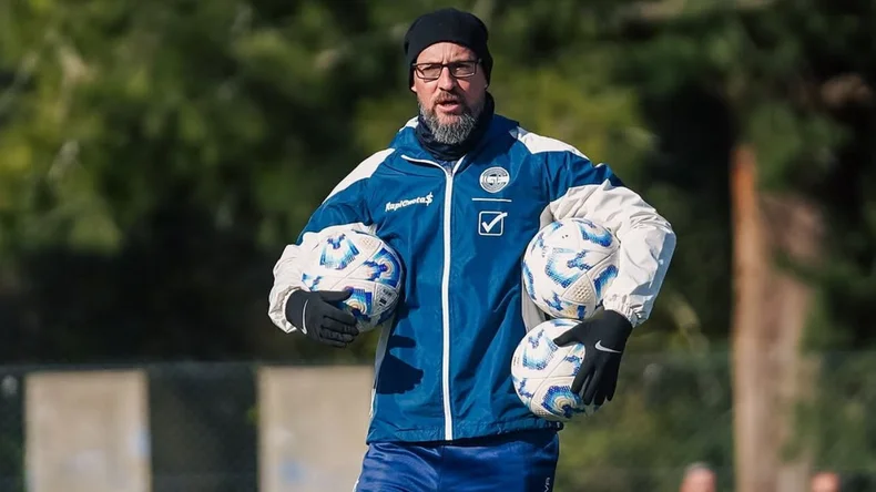Gimnasia entren&oacute; en Estancia Chica y Orfila analiza modificaciones en el equipo