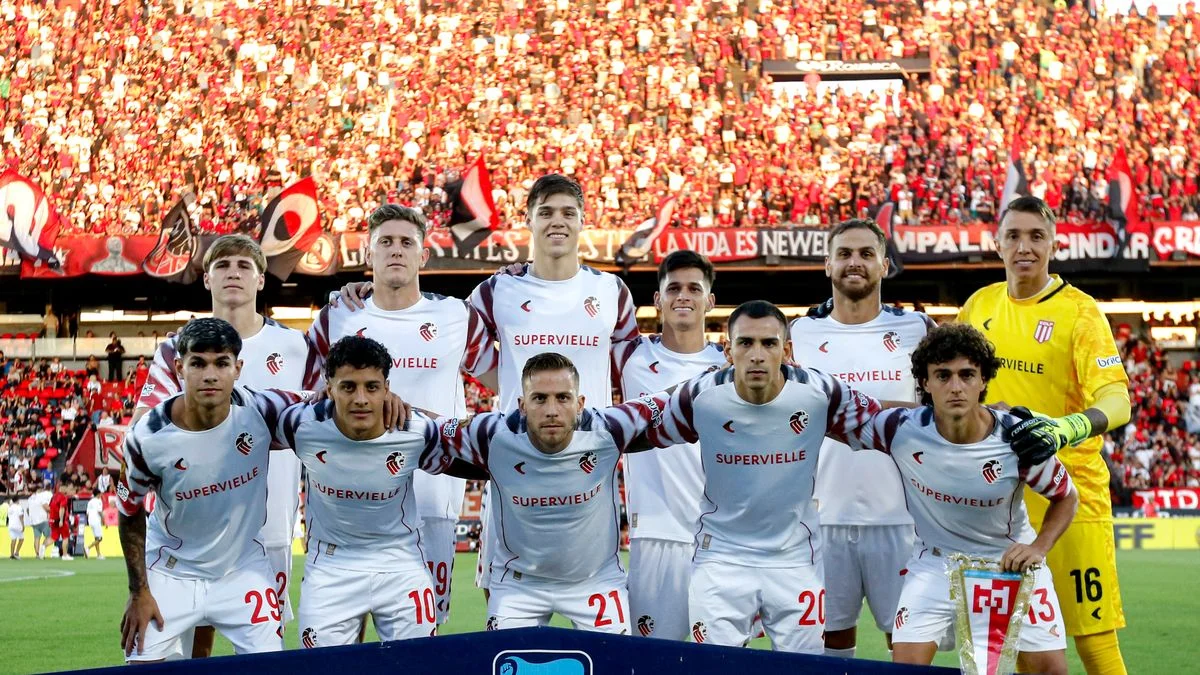 Estudiantes mejoró y en el segundo tiempo se llevó una buena victoria