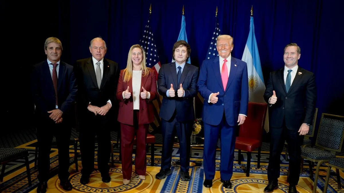Javier Milei consiguió la foto con Donald Trump y una invitación a la Casa Blanca
