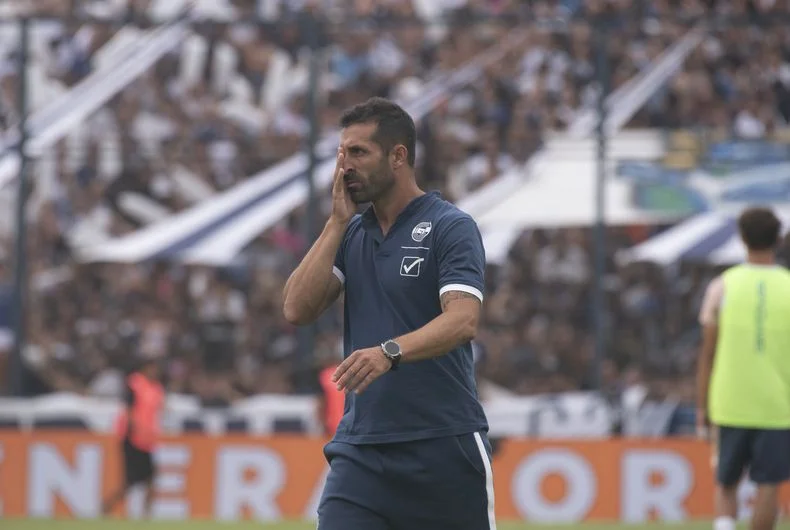 Tras la victoria, Fernando Zaniratto repetir&aacute; los once en Gimnasia
