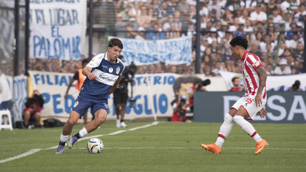 Emitieron un alerta por tormentas para el Clásico Platense