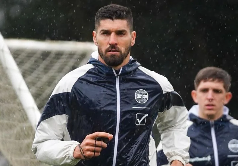 Tras el almuerzo en Estancia Chica, Gimnasia parte rumbo a San Juan