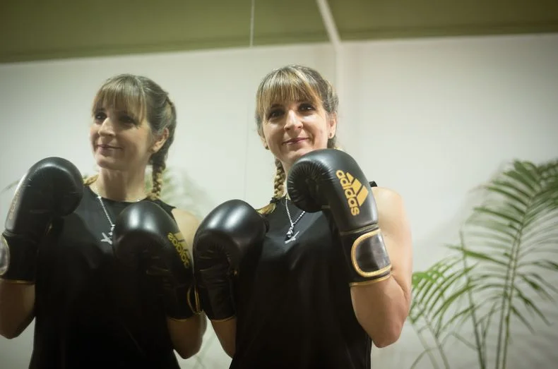 La instructora de boxeo platense, Marysa Roa 