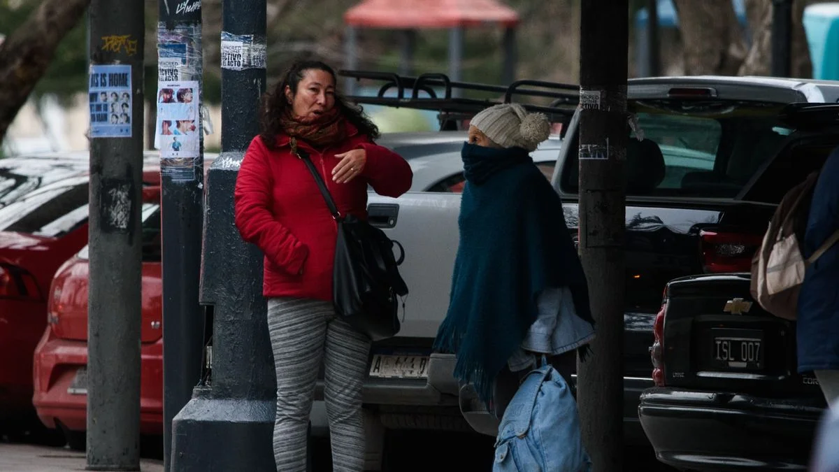 La Plata tiritó bajo cero: un lunes helado con rumores de nieve