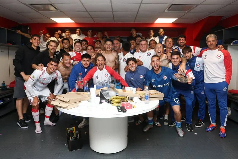 El CM de Argentinos Juniors chicane&oacute; a Estudiantes tras la victoria