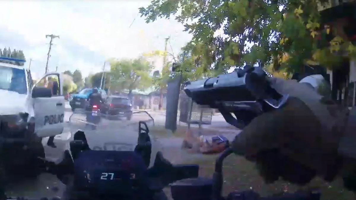 Filmada por un policía motorizado de La Plata, así fue video de la persecución de los robarruedas
