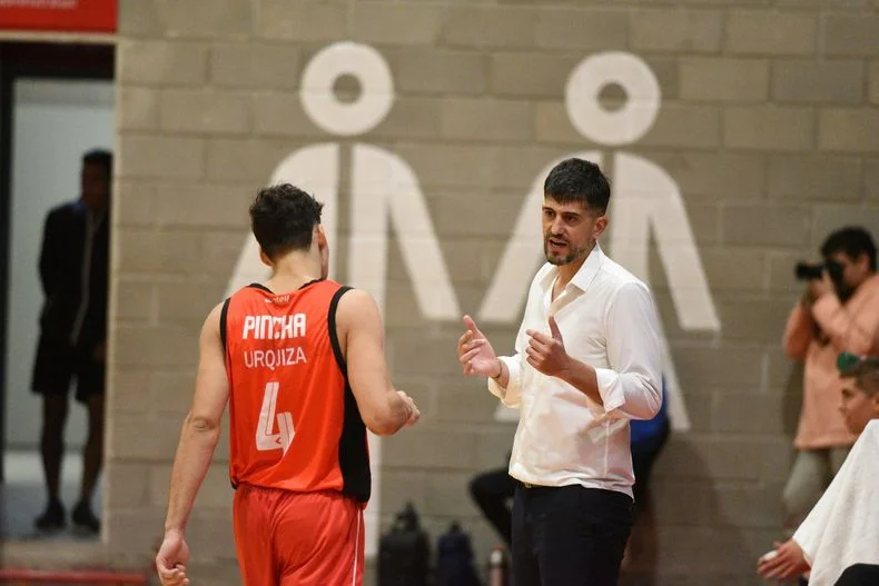 Lucio Urquiza tuvo su debut en Estudiantes