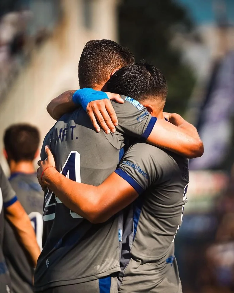 El abrazo final, Gimnasia necesitaba ganar en el Bosque y lo logr&oacute;