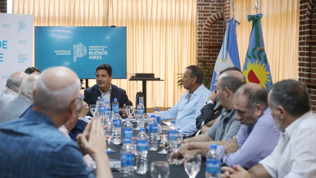 Marinucci pidió a las empresas de transporte un "equilibrio" entre los precios y el servicio