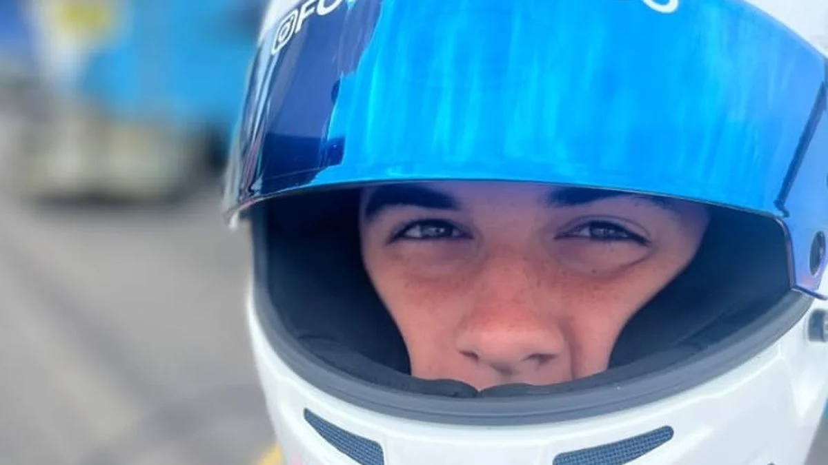 Fortunato Dago Baldello, el piloto de La Plata que quiere hacer historia en las pistas