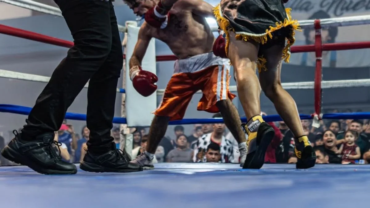 Gastón Suárez se despide del boxeo en Berisso con victoria