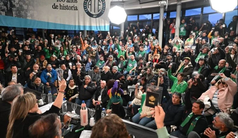 Estatales delinean estrategias frente al debate de la reforma laboral