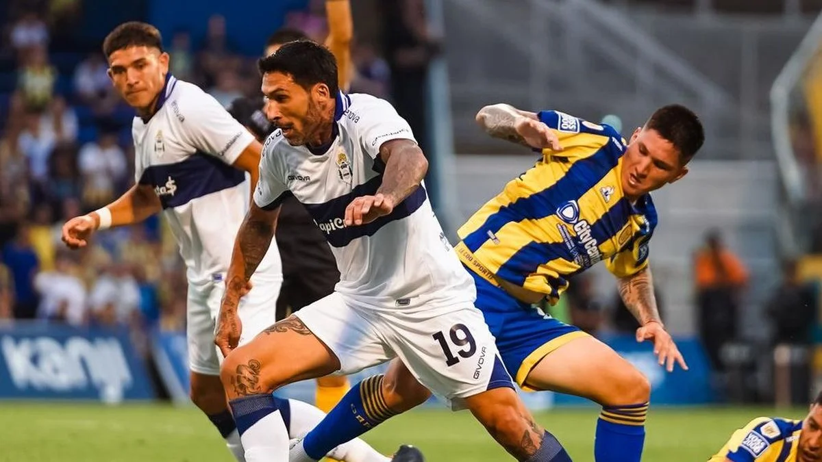 Gimnasia perdió el rumbo en Rosario y vuelve a casa con las manos vacías