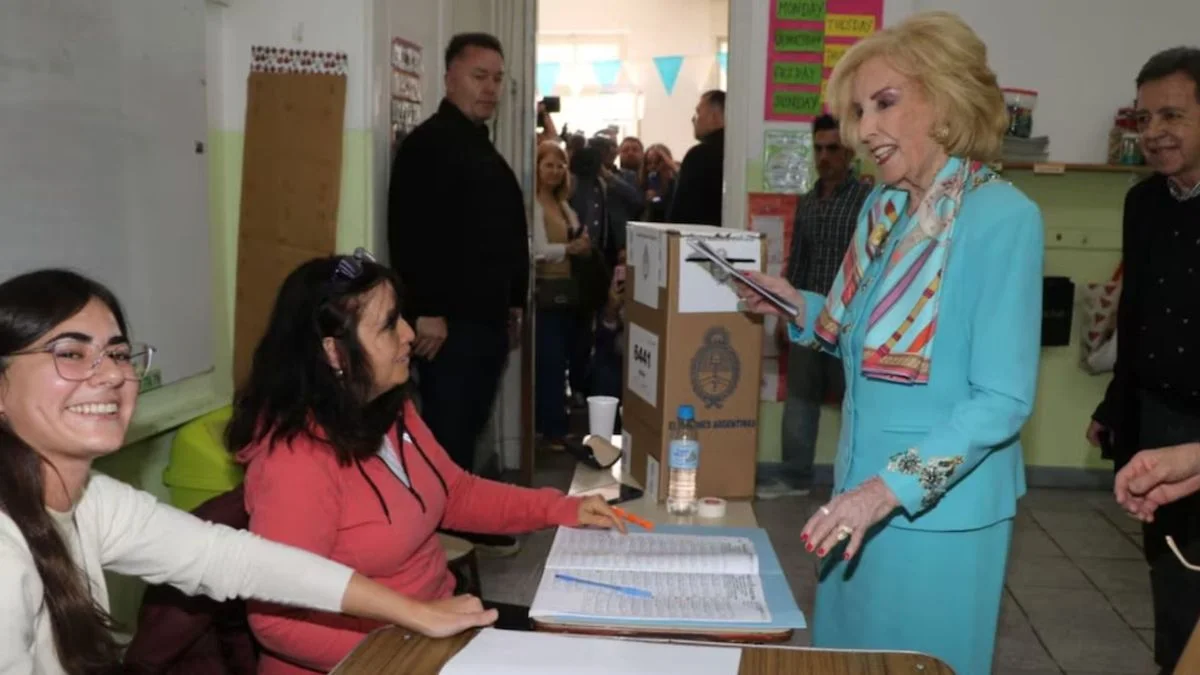 Mirtha Legrand fue a votar y lanzó un alentador mensaje