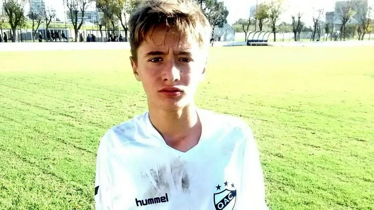 Podrían reclamarle a Estudiantes un porcentaje de una venta reciente