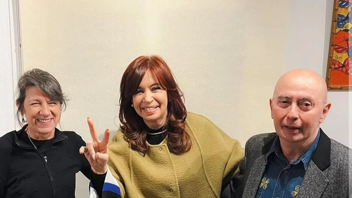 Apareció una foto inédita del Indio Solari y Cristina Kirchner