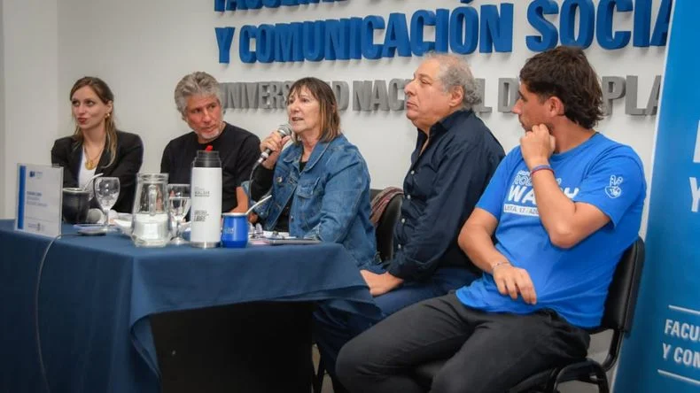 Panel en la charla