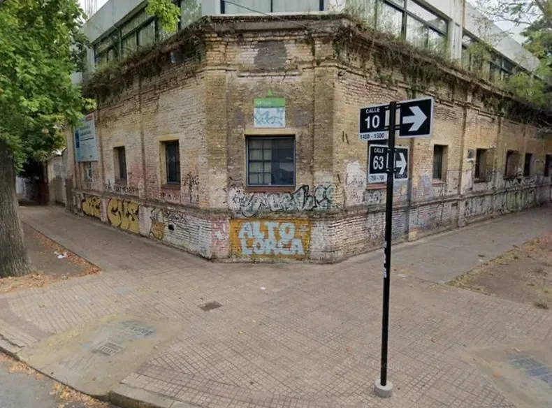 La esquina de 10 y 63, lugar donde mataron al enfermero