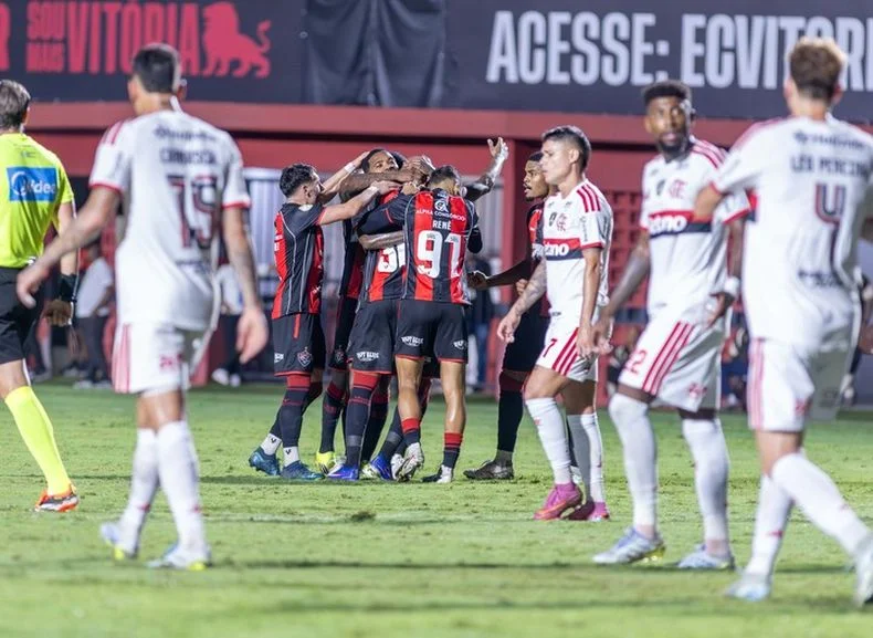 Flamengo perdió con Vitoria en lo que fue la derrota más fuerte en lo que va del año
