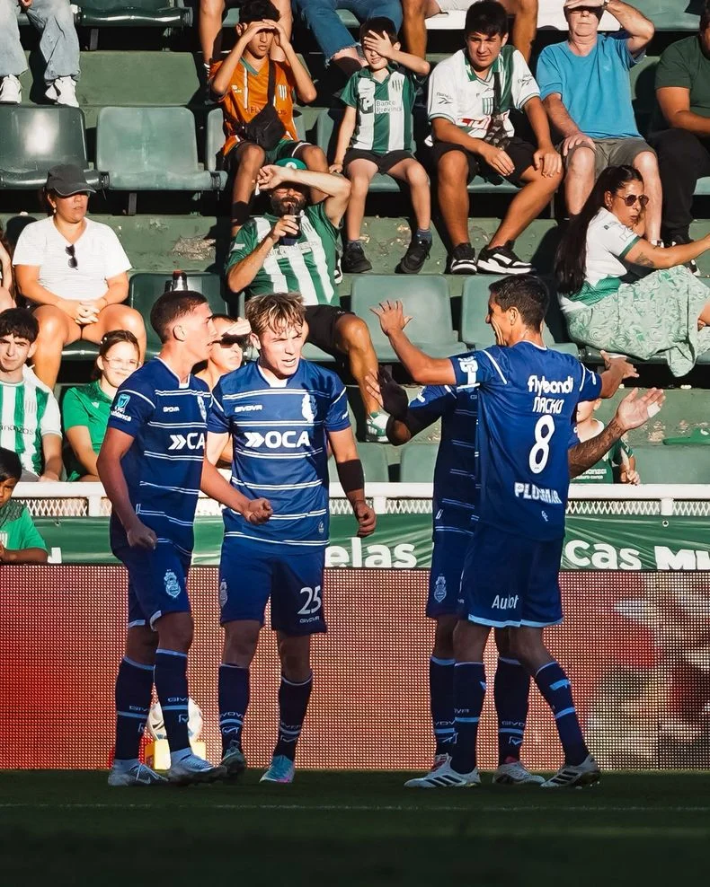 El festejo de Gimnasia tras el gol de Manuel Panaro