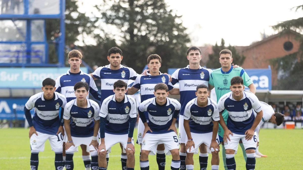 La Reserva de Gimnasia perdió y se complica