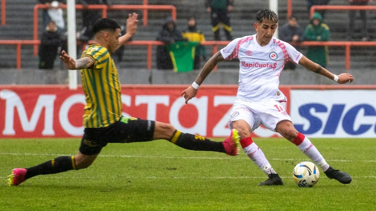 Gimnasia recibió una buena y una mala noticia de sus rivales directos