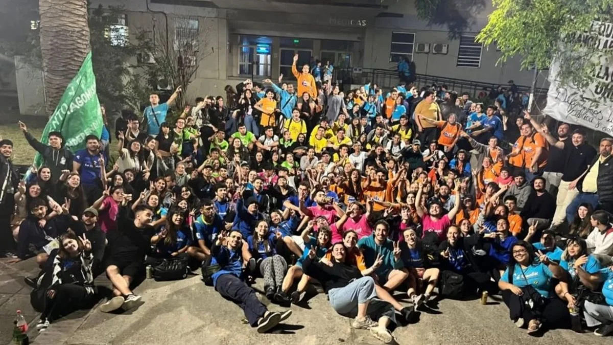 Con la presencia de Alak, la JUP La Plata renueva autoridades