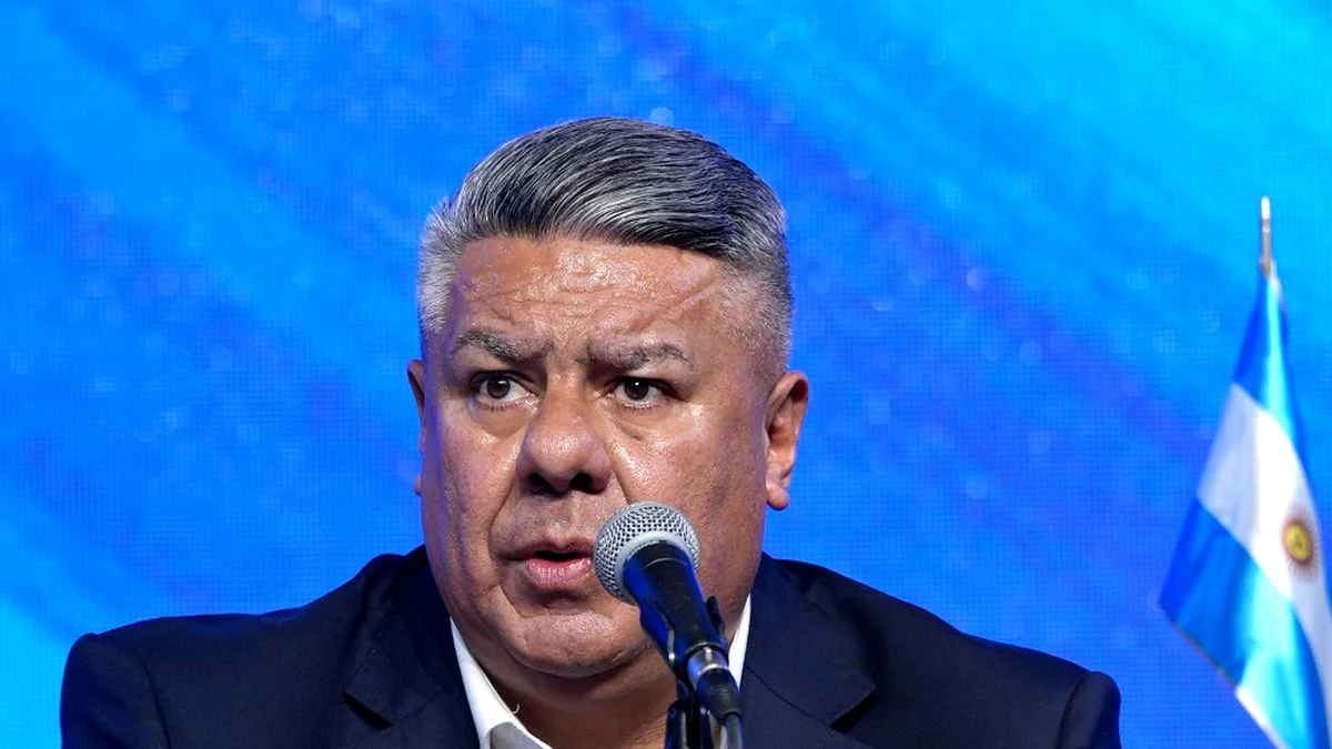 La Justicia autorizó a Claudio Tapia a salir del país para viajes oficiales