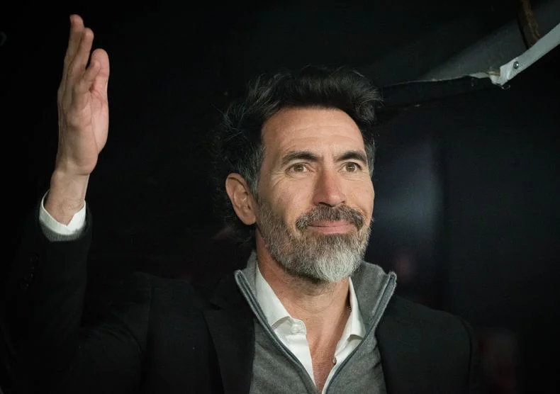 Eduardo Domínguez encontró respuestas en la victoria de Estudiantes como local