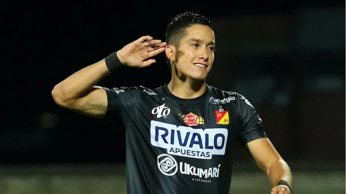 Gimnasia incorporó al colombiano Alejandro Piedrahita