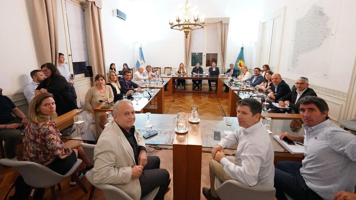 Kicillof obtuvo el dictamen de endeudamiento y el proyecto se debate mañana en la Legislatura