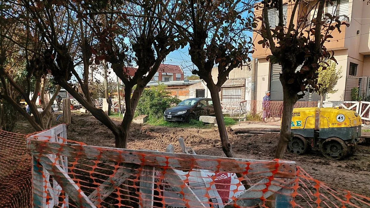 Tensión en Berisso por una obra que aisló a un barrio entero